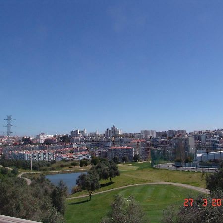 Sunny Suites Golf And Free Parking Guest House Lisabona Exterior foto
