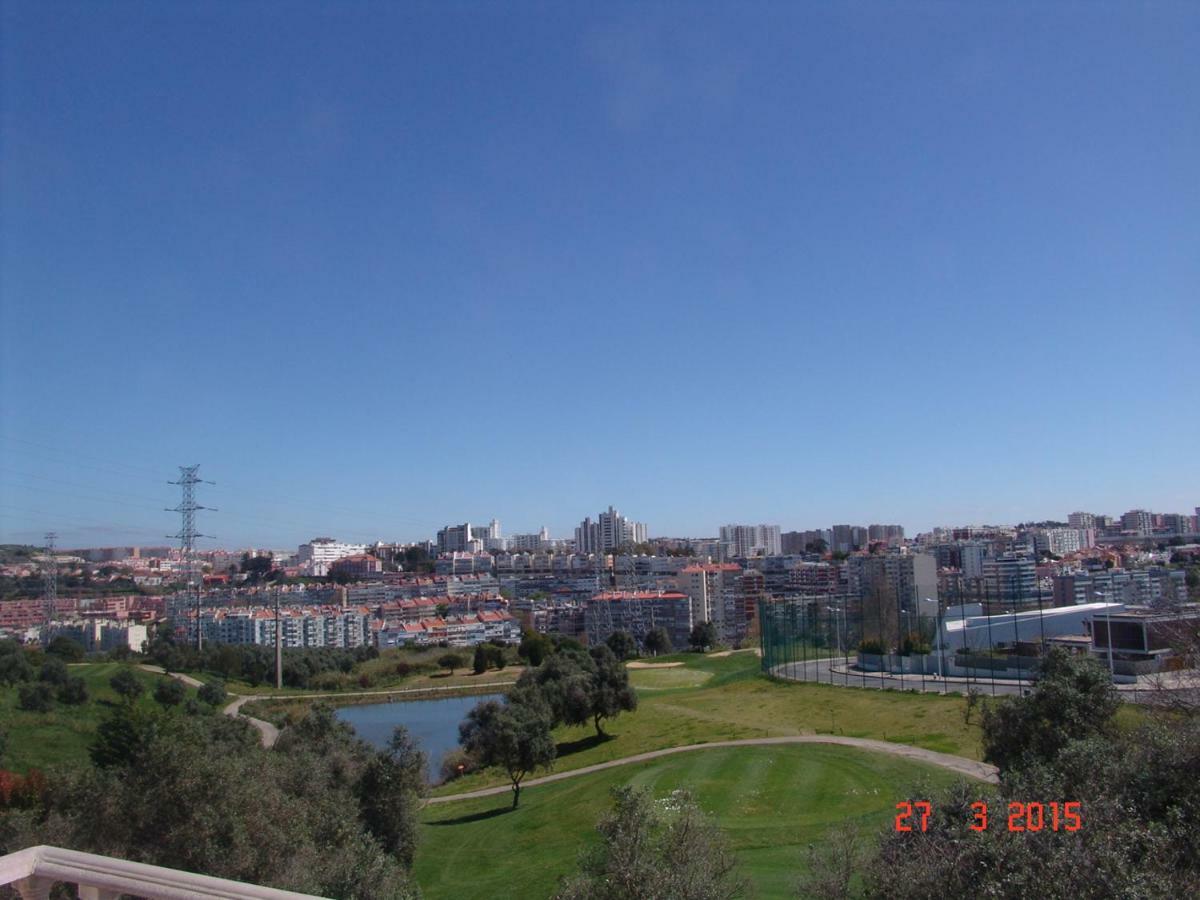 Sunny Suites Golf And Free Parking Guest House Lisabona Exterior foto